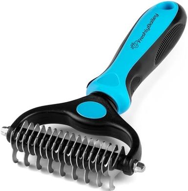 Double-sided dematting and deshedding comb for pets
